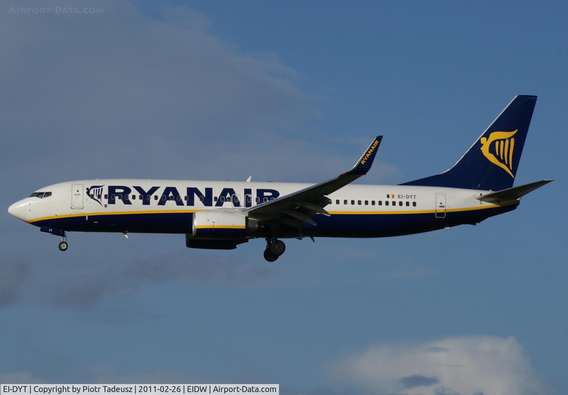 EI-DYT, 2008 Boeing 737-8AS C/N 33634, dublin
