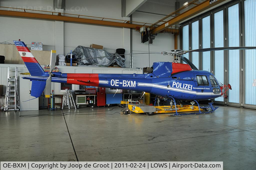 OE-BXM, Aerospatiale AS-350B-1 Ecureuil C/N 2113, one of the last Austrian Police helicopters in old colours