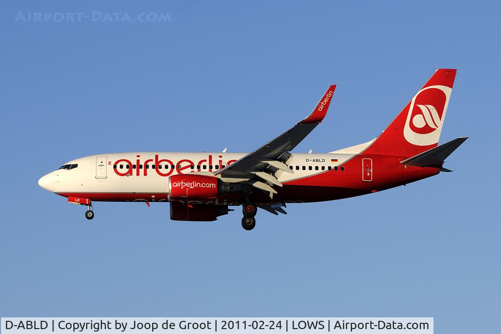 D-ABLD, 2008 Boeing 737-76J C/N 36117, Early morning arrival at Salzburg