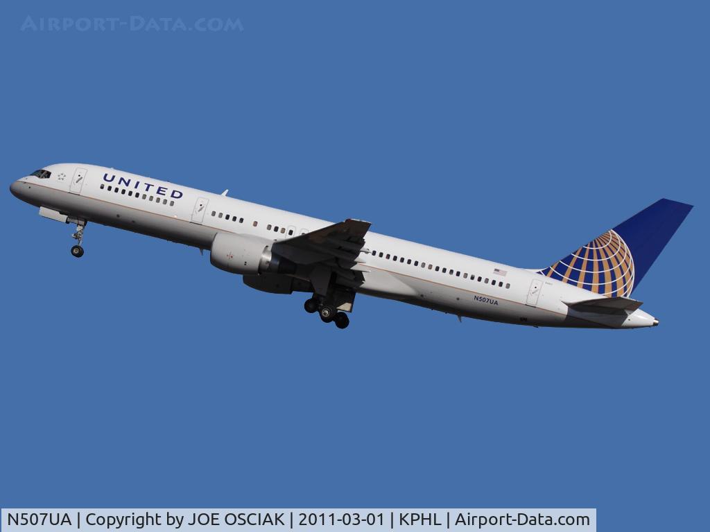 N507UA, 1990 Boeing 757-222F C/N 24743, Fresh from the paint shop