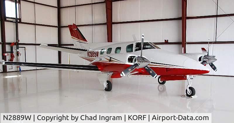 N2889W, 1973 Beech B-60 Duke C/N P-249, New paint and new home
