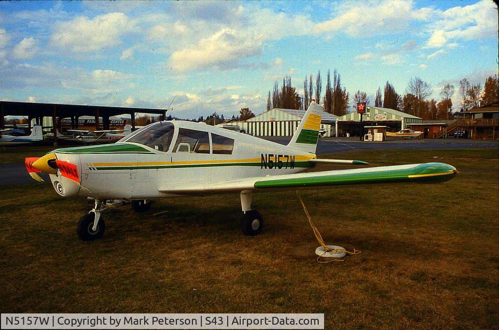 N5157W, 1961 Piper PA-28-160 Cherokee C/N 28-188, The Cherokee at Harvey Field Snohomish in 1987, where it was apparently briefly repainted in Harvey School colors and then sold.  Seem to remember it was rented out, but didn't fit the rest of the Cessna fleet.