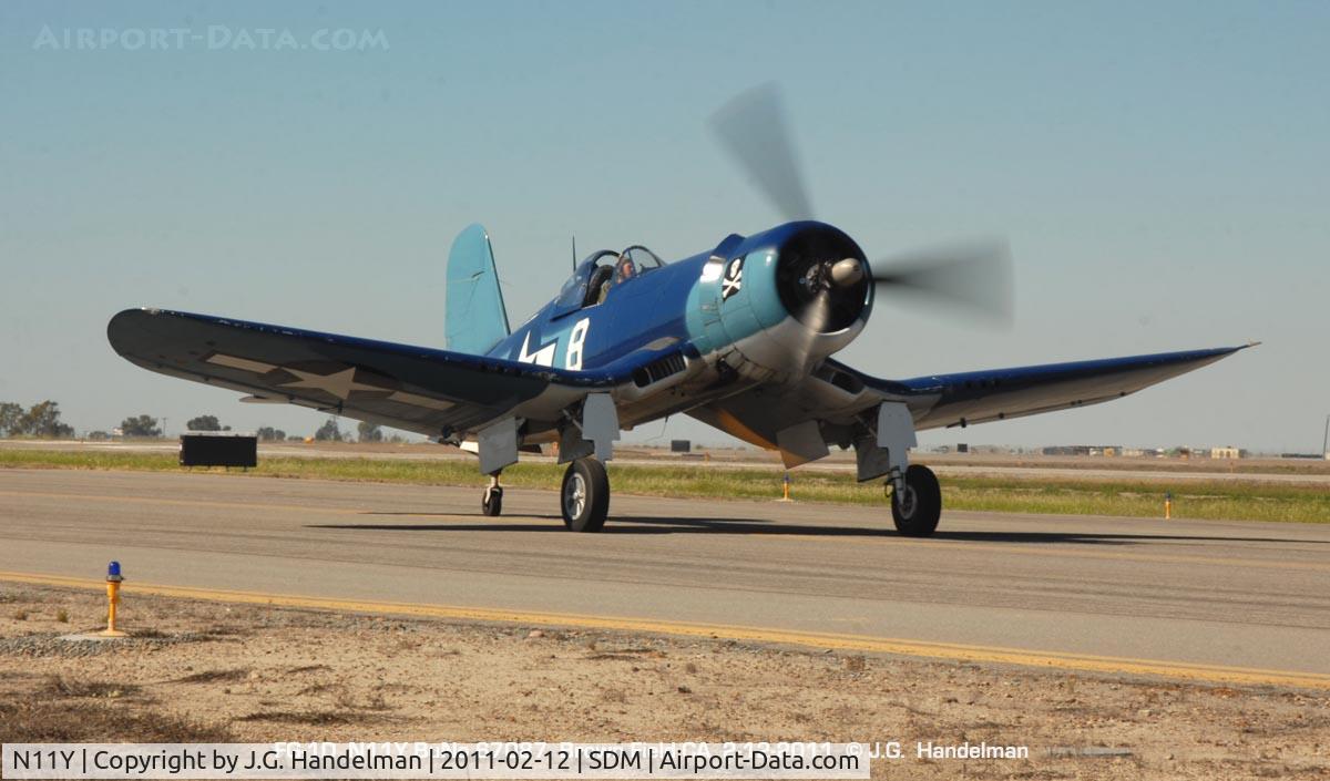 N11Y, Goodyear FG-1D Corsair C/N Not found (67087/N11Y), taxiing to the active runway