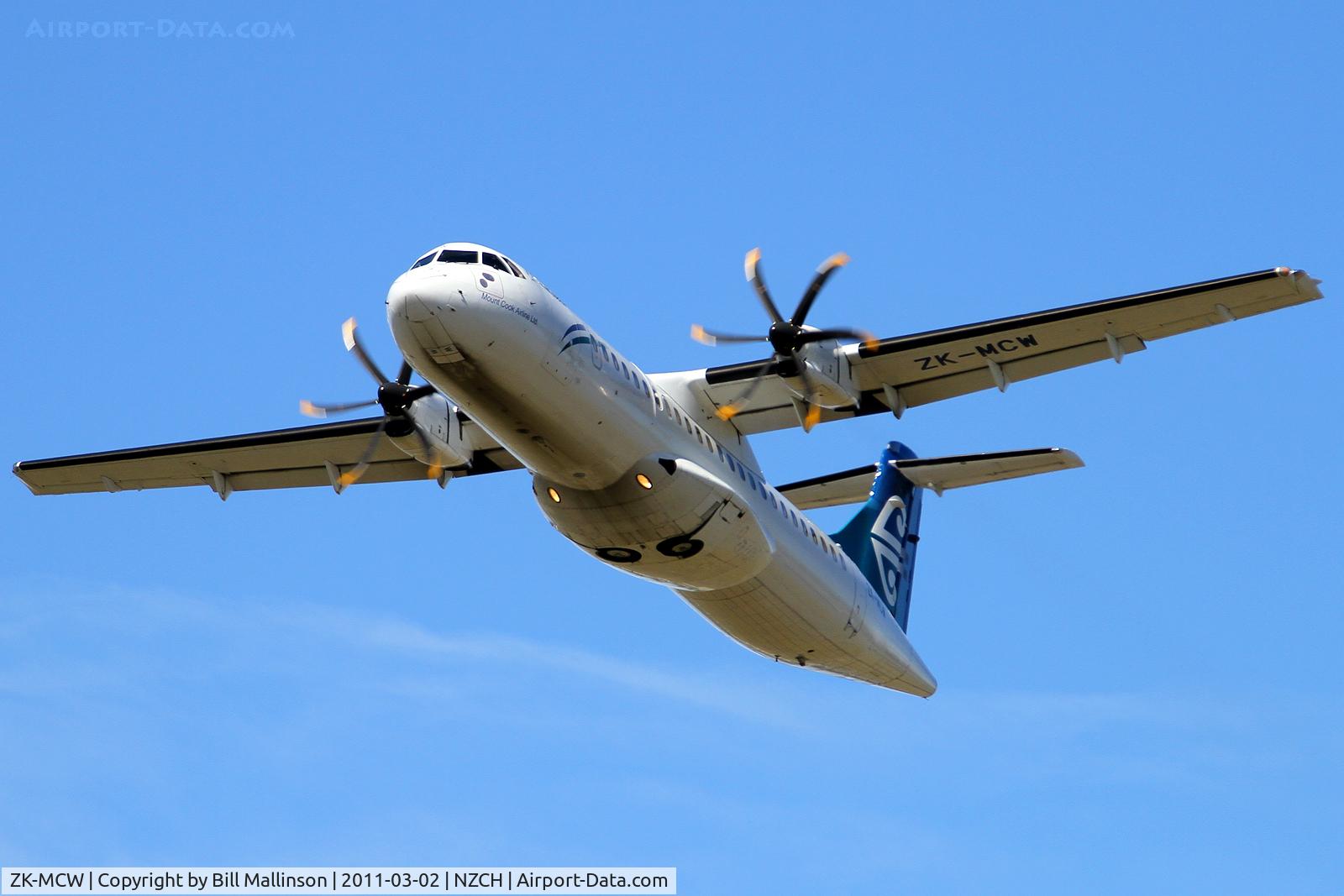 ZK-MCW, 2000 ATR 72-212A C/N 646, they lift off quickly in the face of 40 kt winds