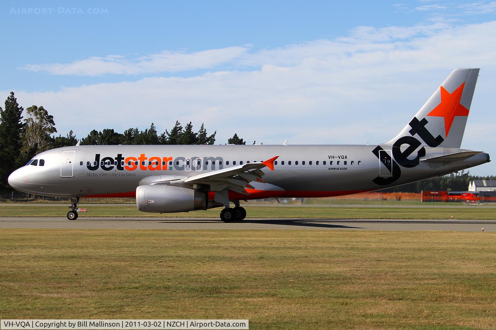 VH-VQA, 2009 Airbus A320-232 C/N 3783, they get rather close to you on this r/w