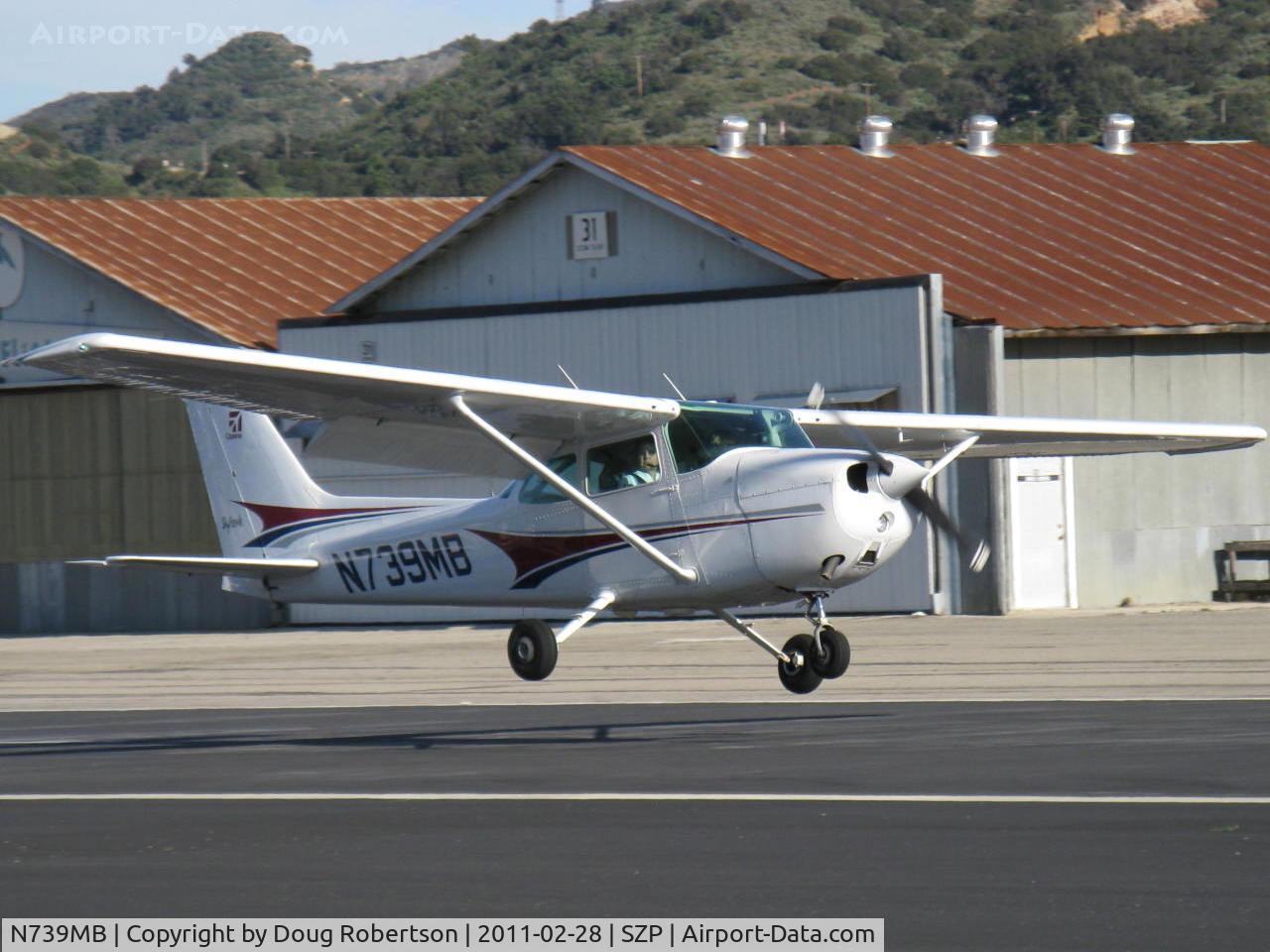 N739MB, 1978 Cessna 172N C/N 17270641, 1978 Cessna 172N SKYHAWK II, Lycoming O-320-H2AD 160 Hp, landing Rwy 22