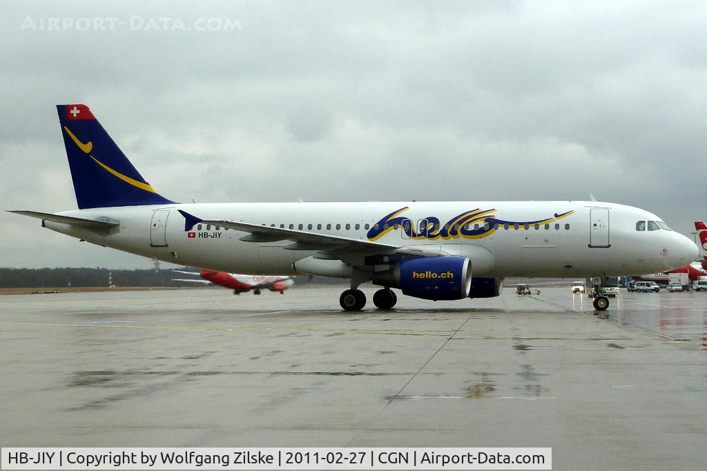 HB-JIY, 2000 Airbus A320-214 C/N 1171, visitor
