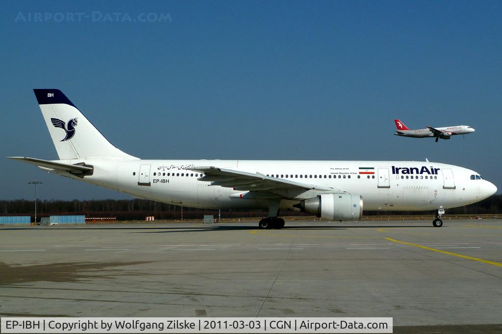 EP-IBH, 1984 Airbus A300B4-203 C/N 302, visitor