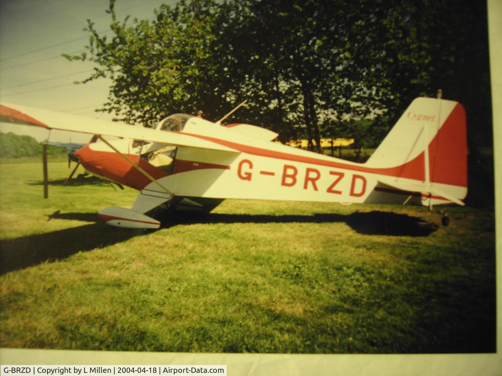 G-BRZD, 1995 Hapi Cygnet SF-2A C/N PFA 182-11443, Construction from 1990 to 1995.  First example in Europe.