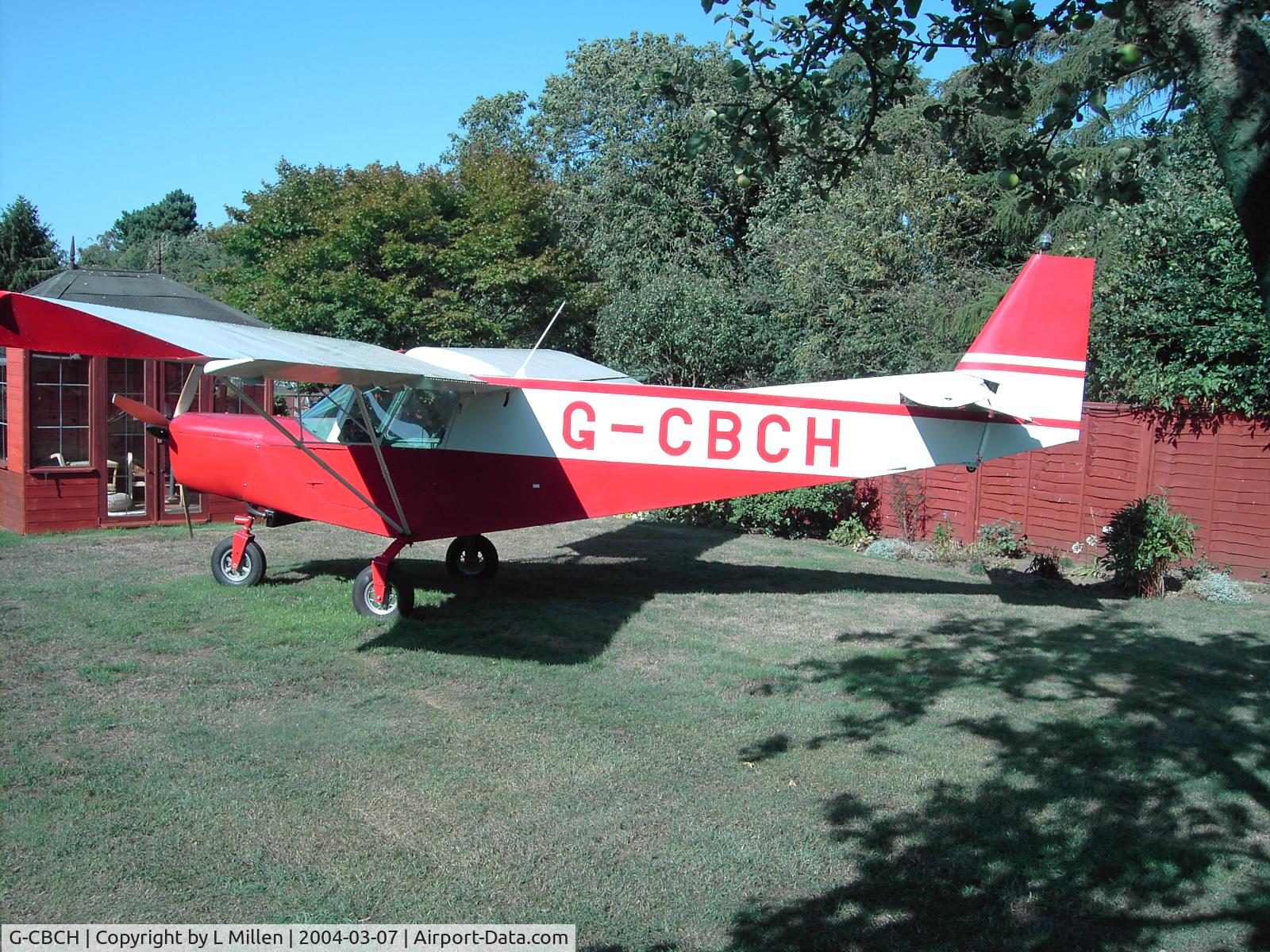 G-CBCH, 2001 Zenair STOL CH-701 UL C/N PFA 187-13568, Power Rotax 582. Electric trim tab, landing light, tail strobe light