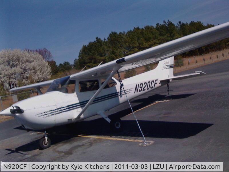 N920CF, 1997 Cessna 172R C/N 17280112, N920CF @ The Flight School of Gwinnett - KLZU