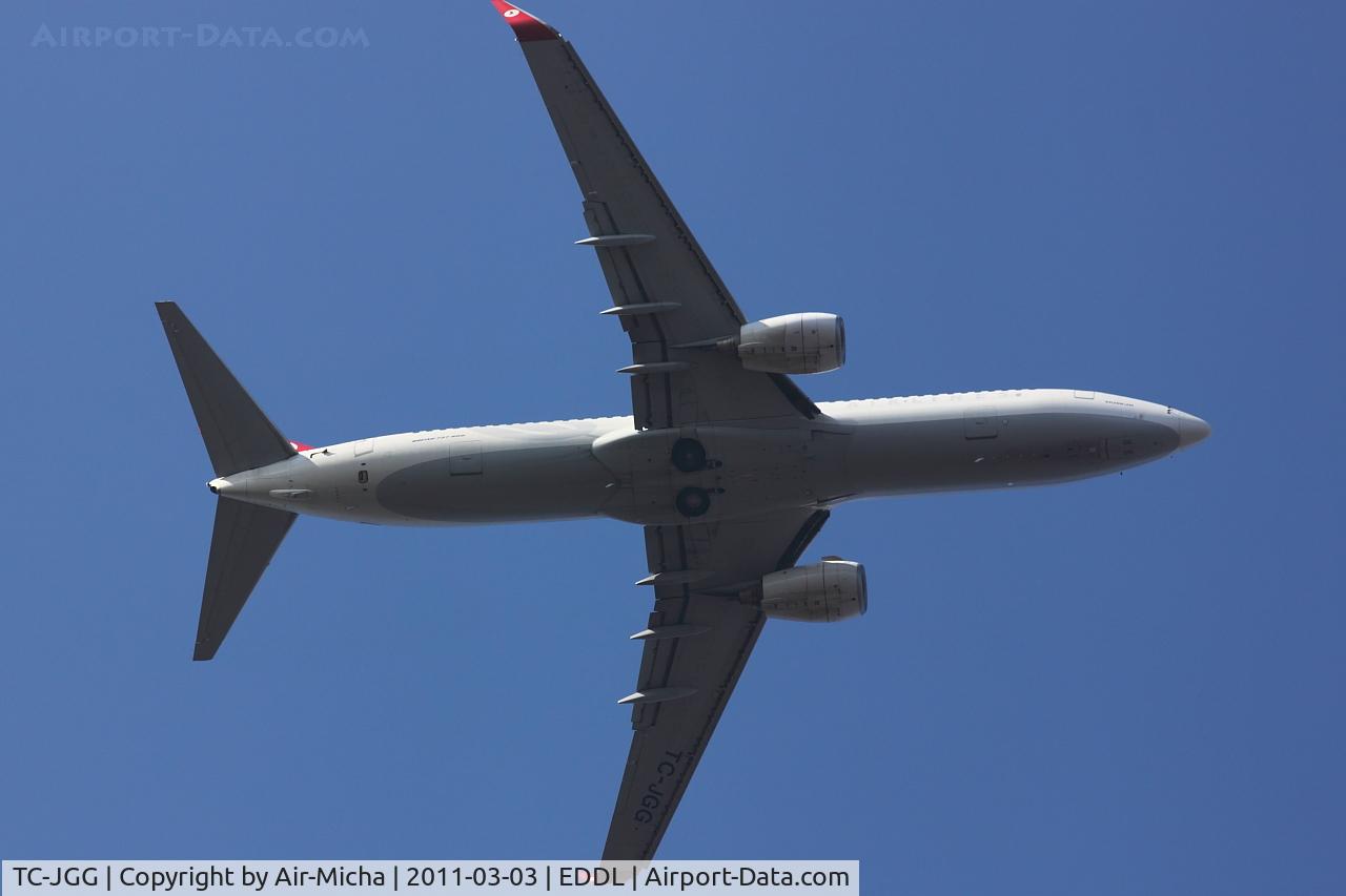 TC-JGG, 2005 Boeing 737-8F2 C/N 34405, Turkish Airlines, Name: Erzincan
