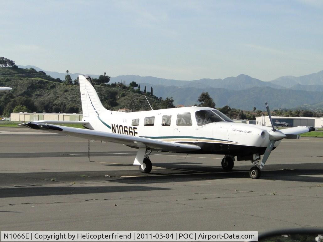 N1066E, 2006 Piper PA-32R-301 C/N 3246244, Parked in transient parking