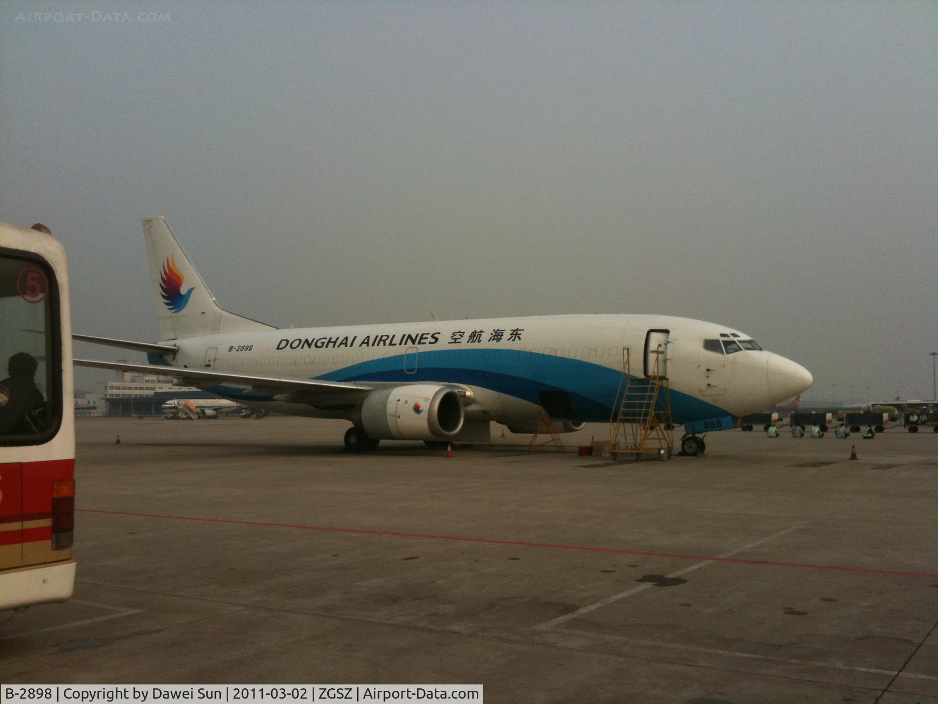 B-2898, 1991 Boeing 737-3Y0 C/N 24916, donghai