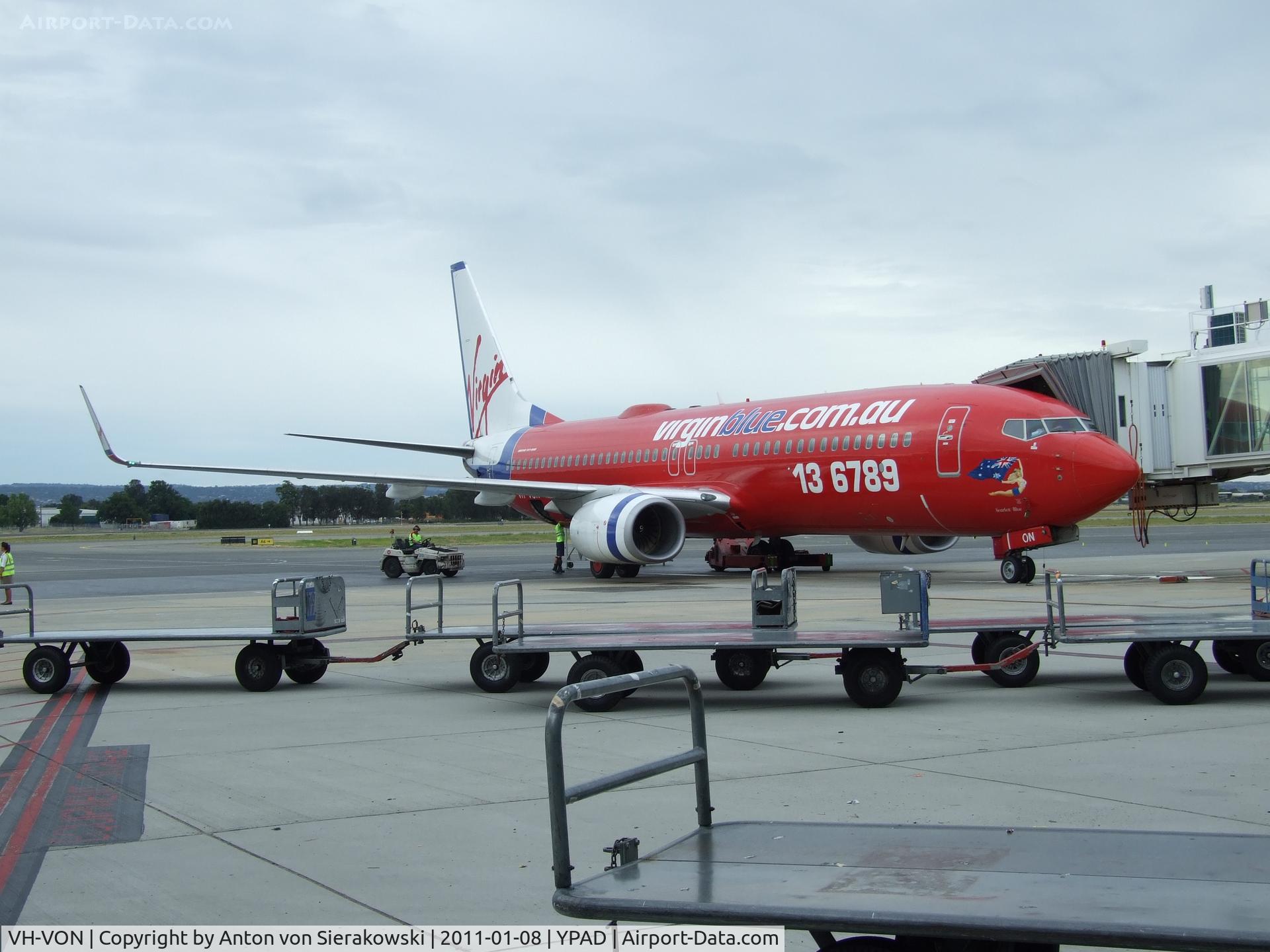 VH-VON, 2003 Boeing 737-8FE C/N 33795, VH-VON @ YPAD Virgin B737-8FE [2003]