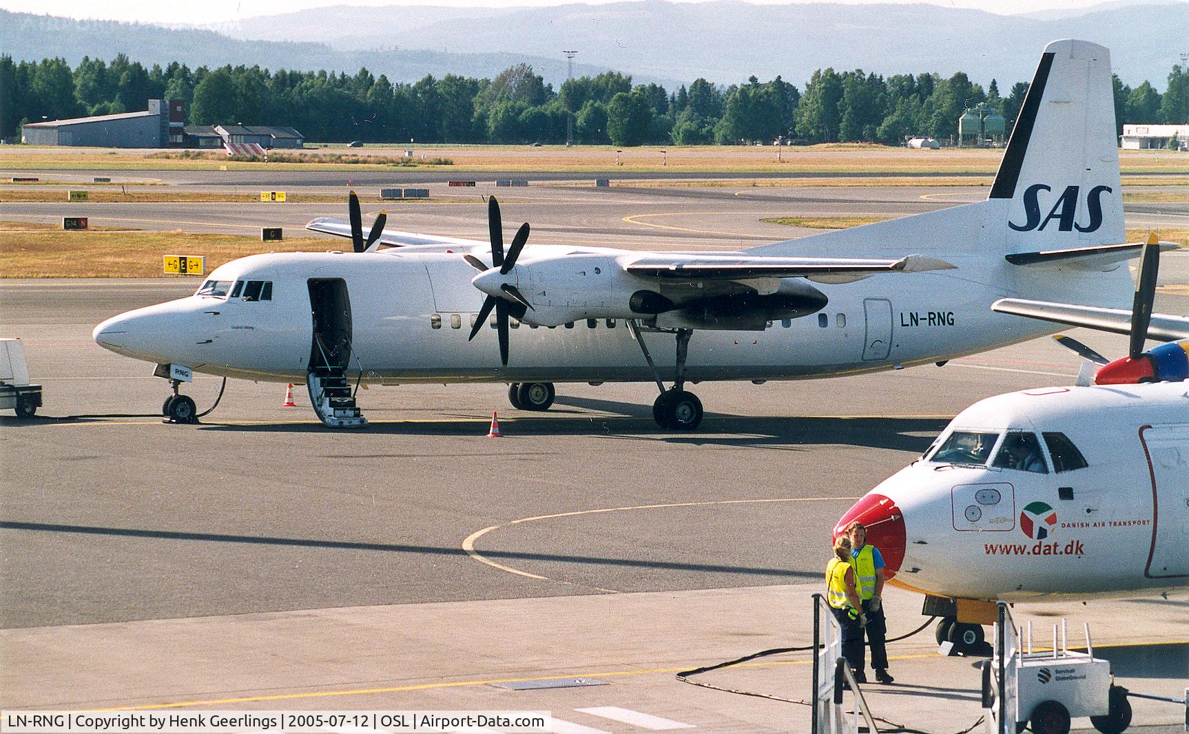 LN-RNG, 1990 Fokker 50 C/N 20184, SAS - Domestic flight