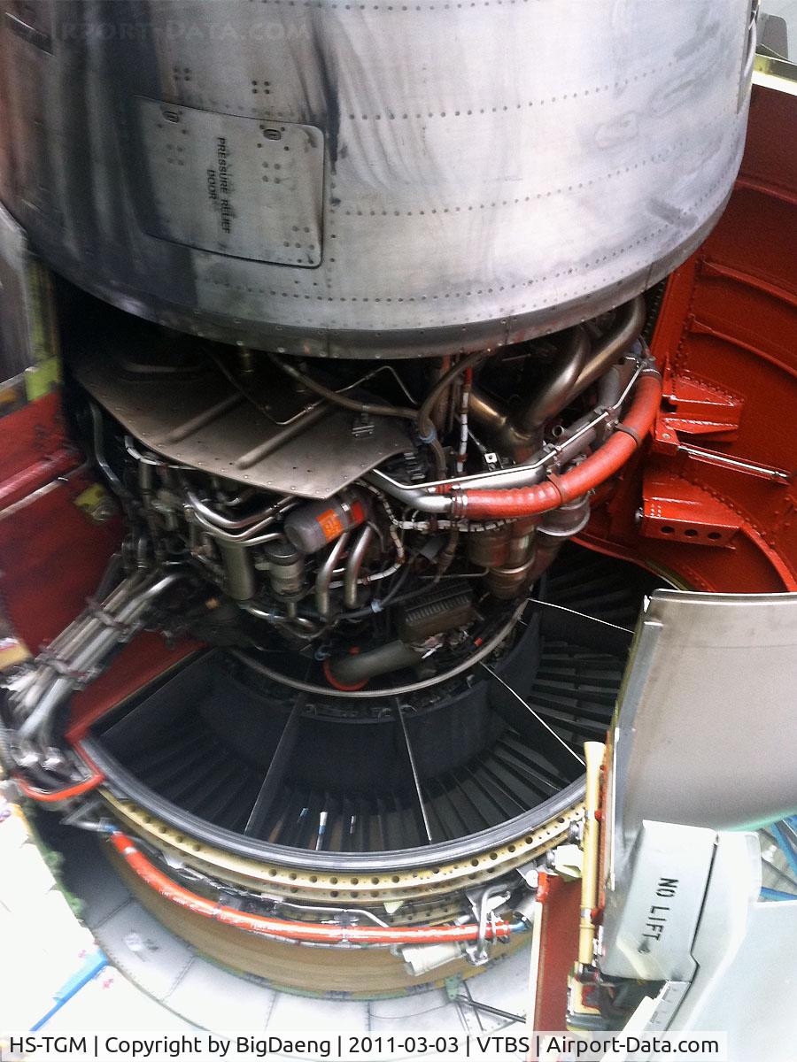 HS-TGM, 1992 Boeing 747-4D7 C/N 27093, More engine open ...