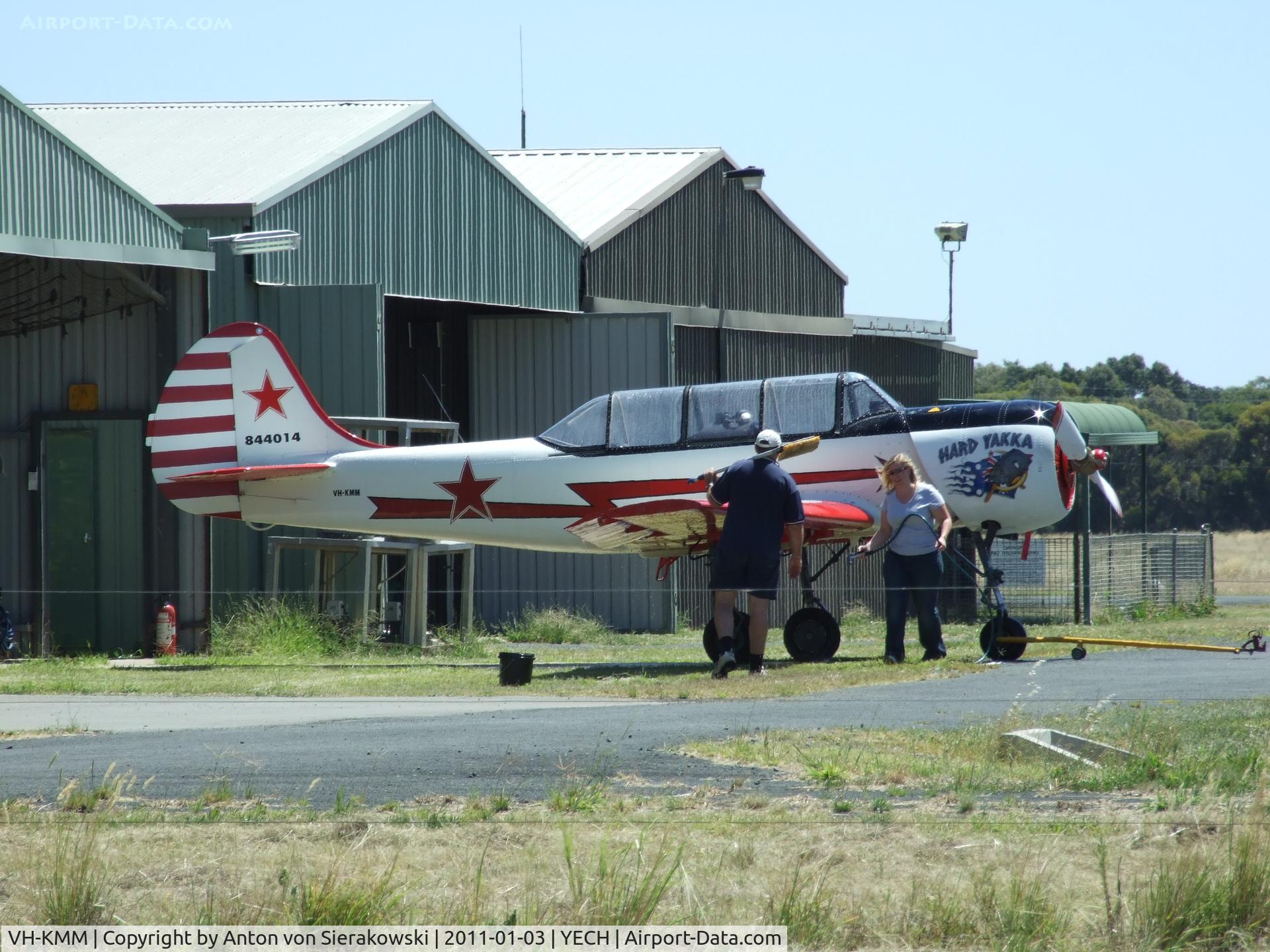 VH-KMM, 1986 Yakovlev Yak-52 C/N 844014, VH-KMM @ YECH Echuca Yak-52 [1986]