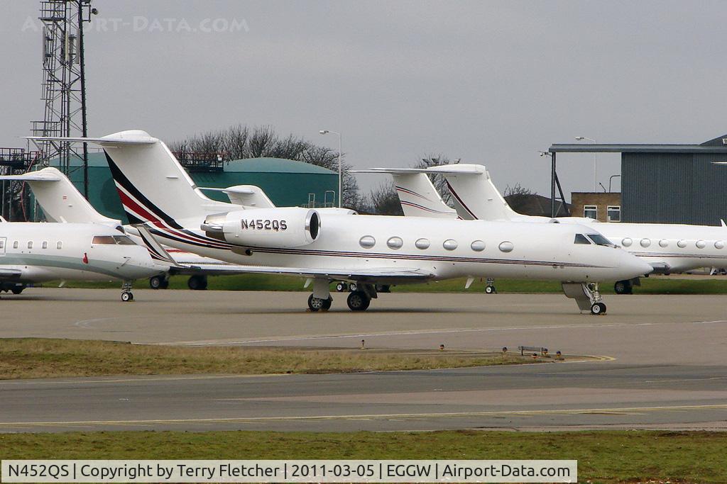 N452QS, 1998 Gulfstream Aerospace G-IV C/N 1352, Netjets 1998 Gulfstream Aerospace G-IV, c/n: 1352 at Luton