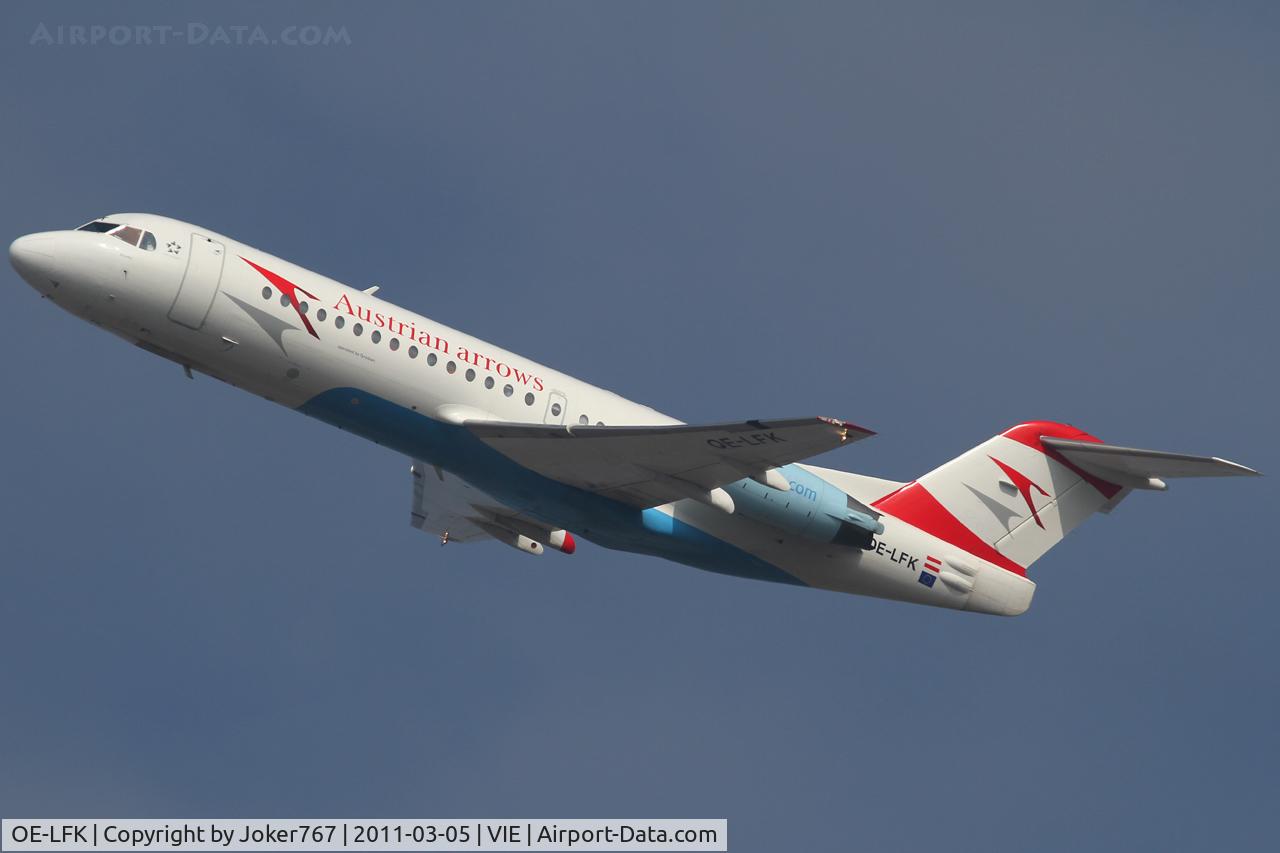 OE-LFK, 1995 Fokker 70 (F-28-0070) C/N 11555, Austrian arrows