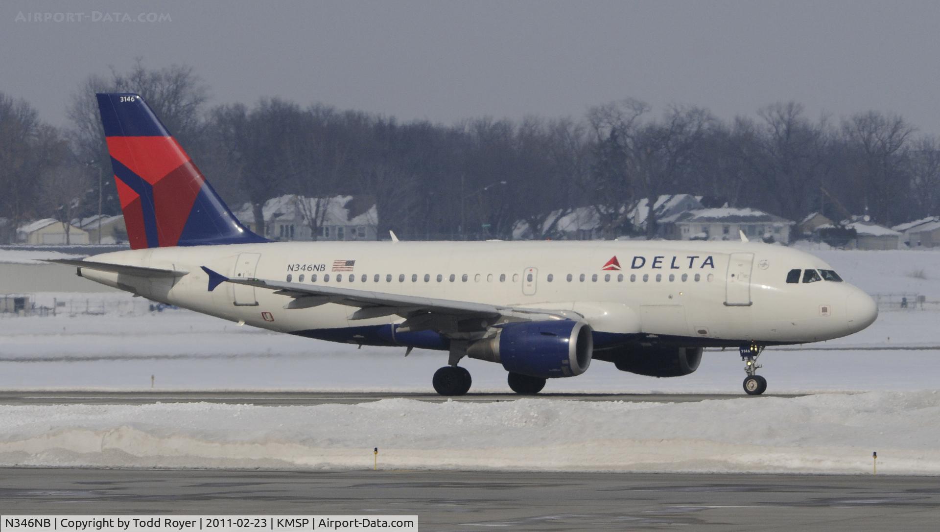 N346NB, 2002 Airbus A319-114 C/N 1796, Departing MSP