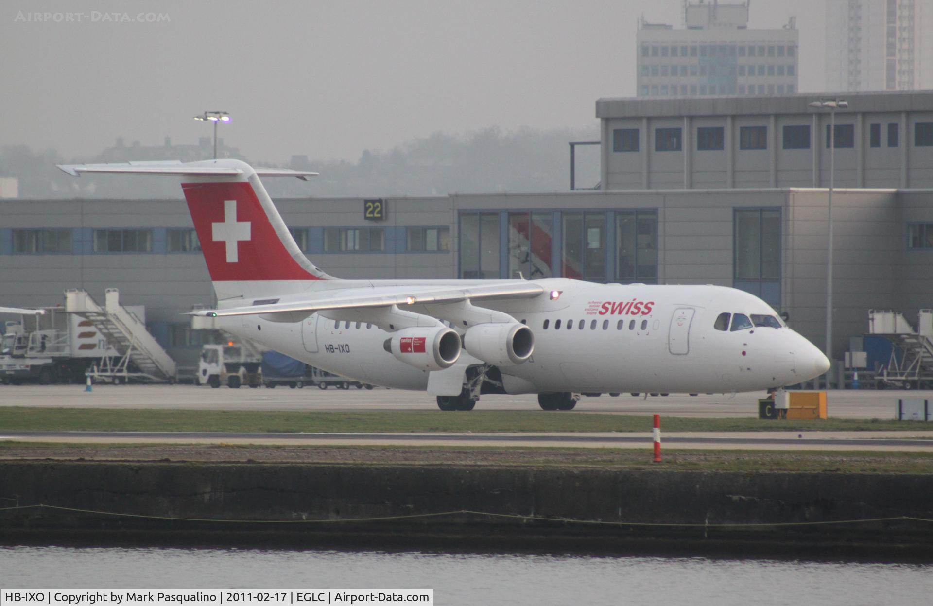 HB-IXO, 1996 British Aerospace Avro 146-RJ100 C/N E3284, British Aerospace Avro 146 RJ-100