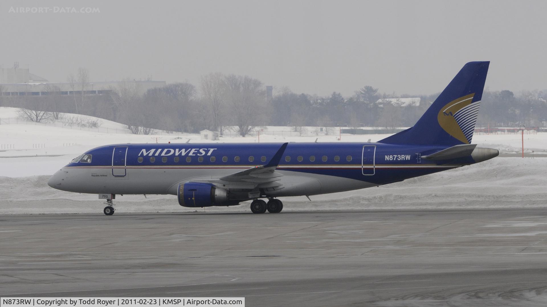 N873RW, 2006 Embraer 170SU (ERJ-170-100SU) C/N 17000144, Midwest