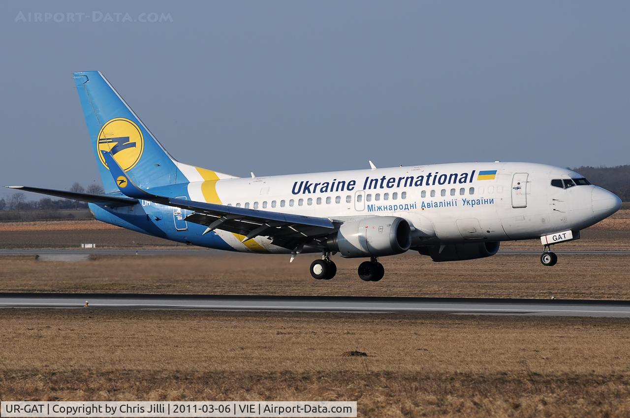 UR-GAT, 1993 Boeing 737-528 C/N 25237, Ukraine International