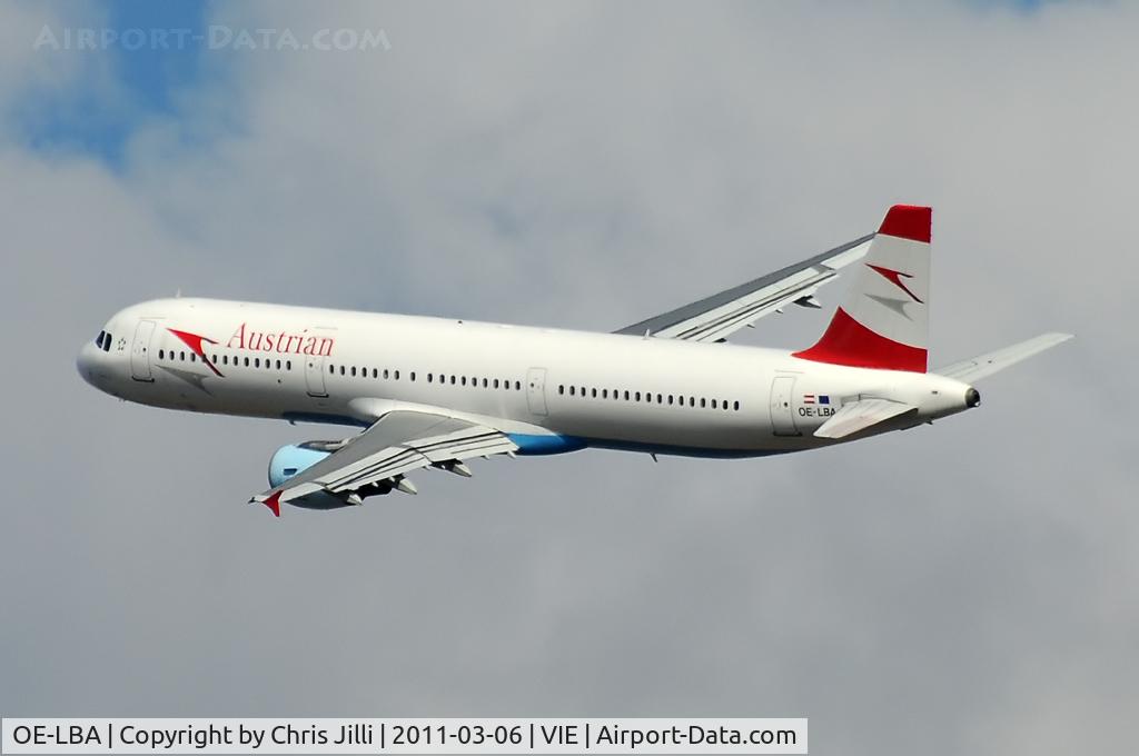 OE-LBA, 1995 Airbus A321-111 C/N 552, Austrian Airlines