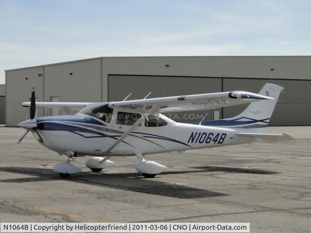 N1064B, 2007 Cessna T182T Turbo Skylane C/N T18208797, Parked in the area south of the paint shop