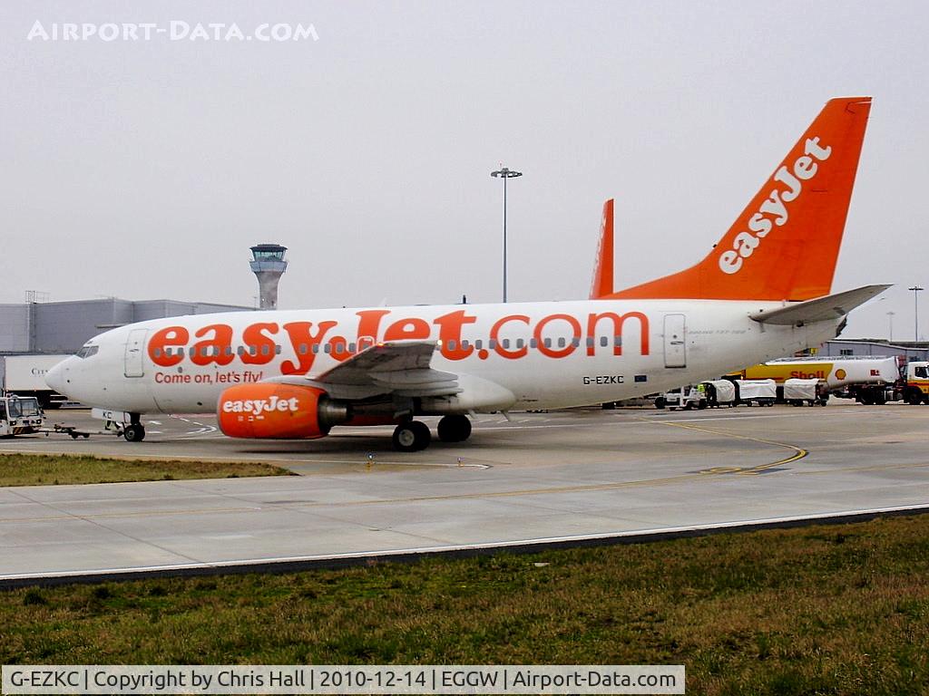 G-EZKC, 2004 Boeing 737-73V C/N 32424, easyJet