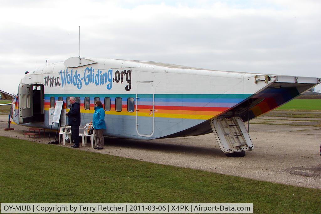 OY-MUB, 1981 Short 330-200 C/N SH.3069, Wolds Gliding Club Control Tower
