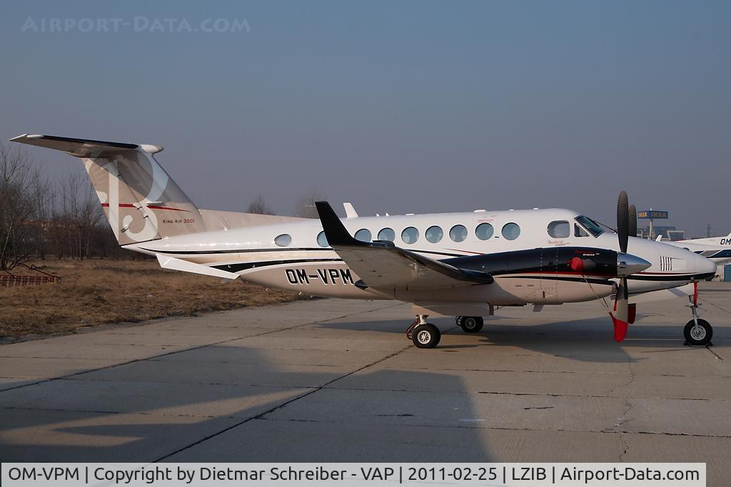 OM-VPM, Hawker Beechcraft 350 King Air (B300) C/N FL-700, Beech 300 King Air