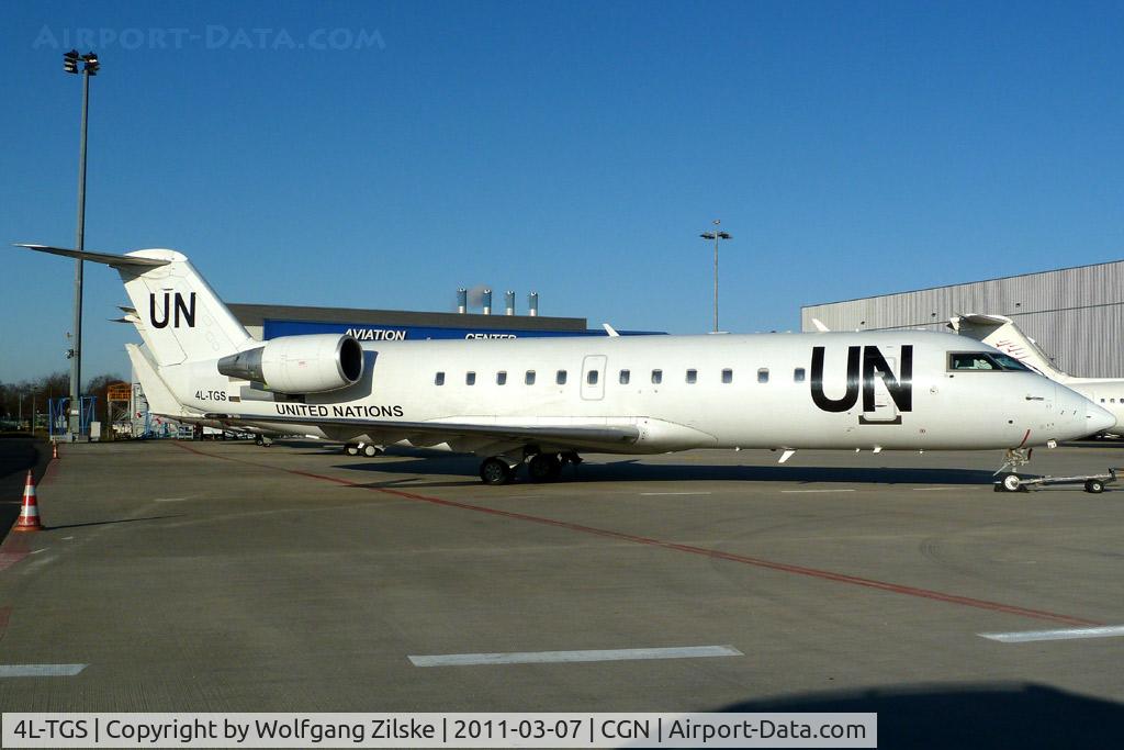 4L-TGS, 2000 Canadair CRJ-200LR (CL-600-2B19) C/N 7373, visitor