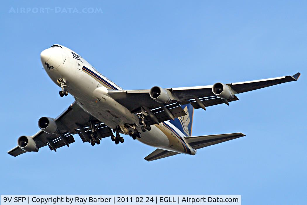 9V-SFP, 2005 Boeing 747-412F/SCD C/N 32902, Boeing 747-412F [32902] (Singapore Airlines Cargo) Home~G 24/02/2011.