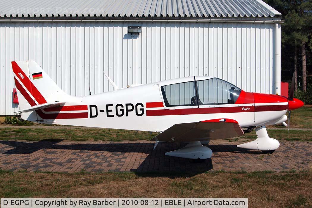 D-EGPG, Robin DR-400-120D Dauphin C/N 1544, Robin DR.400/120D Dauphin 2+2 [1544] Leopoldsburg~OO 12/08/2010.