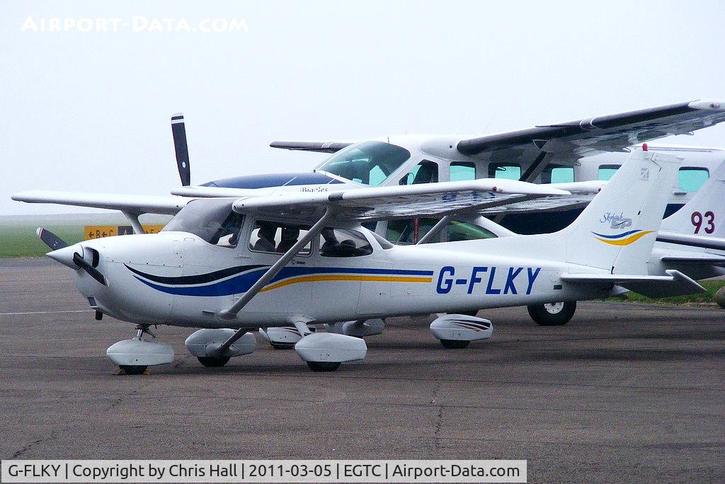 G-FLKY, 2001 Cessna 172S Skyhawk SP C/N 172S8952, privately owned