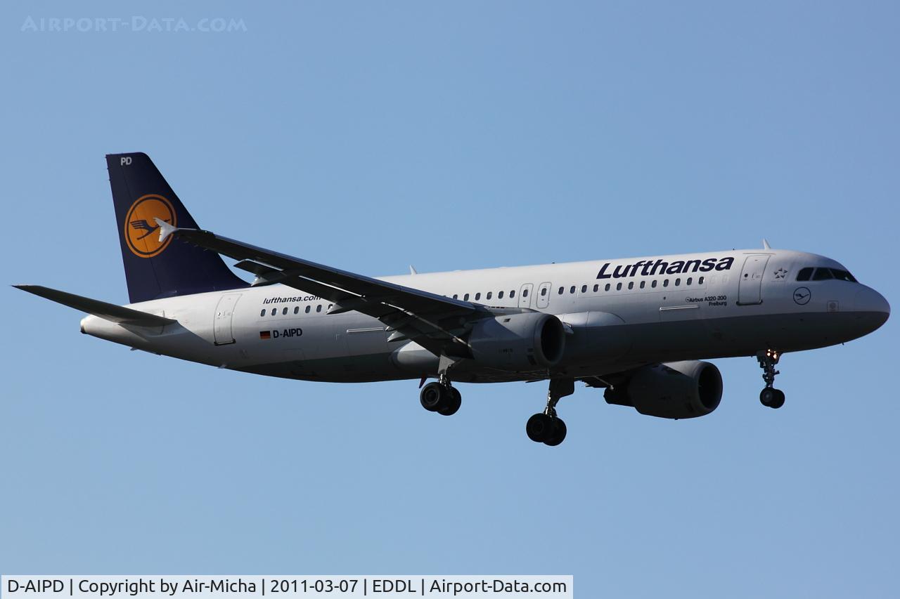 D-AIPD, 1989 Airbus A320-211 C/N 0072, Lufthansa, Name: Freiburg