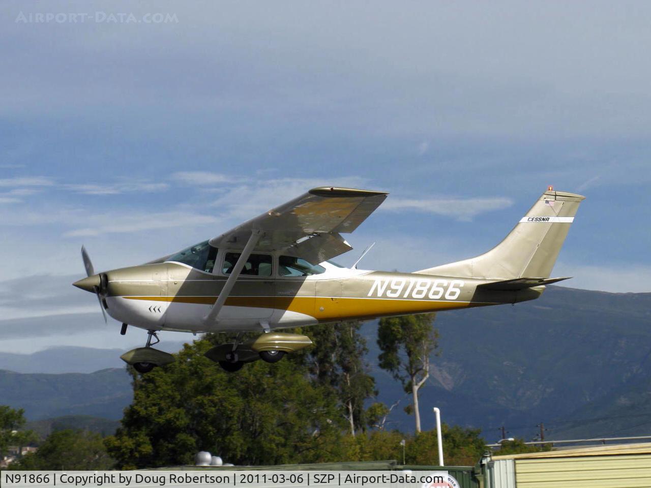 N91866, 1969 Cessna 182M Skylane C/N 18259939, 1969 Cessna 182M SKYLANE, Continental O-470-S 230 Hp, on final Rwy 22