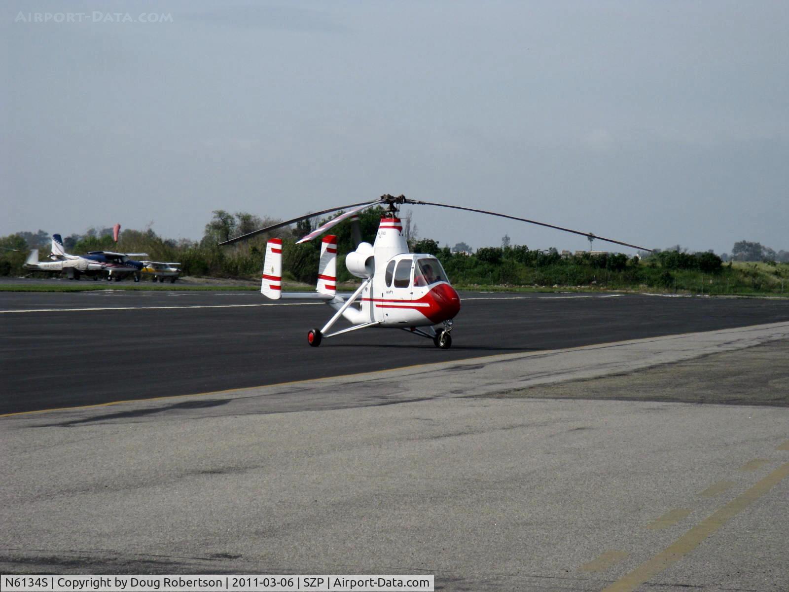 N6134S, 1965 Air & Space America Inc 18A C/N 18-41, 1965 Air & Space Mfg. Inc. 18A jump start Autogyro, Lycoming O&VO-360 180 Hp pusher, rare production aircraft derived from Umbaugh 18 Autogyro, taxi to display area