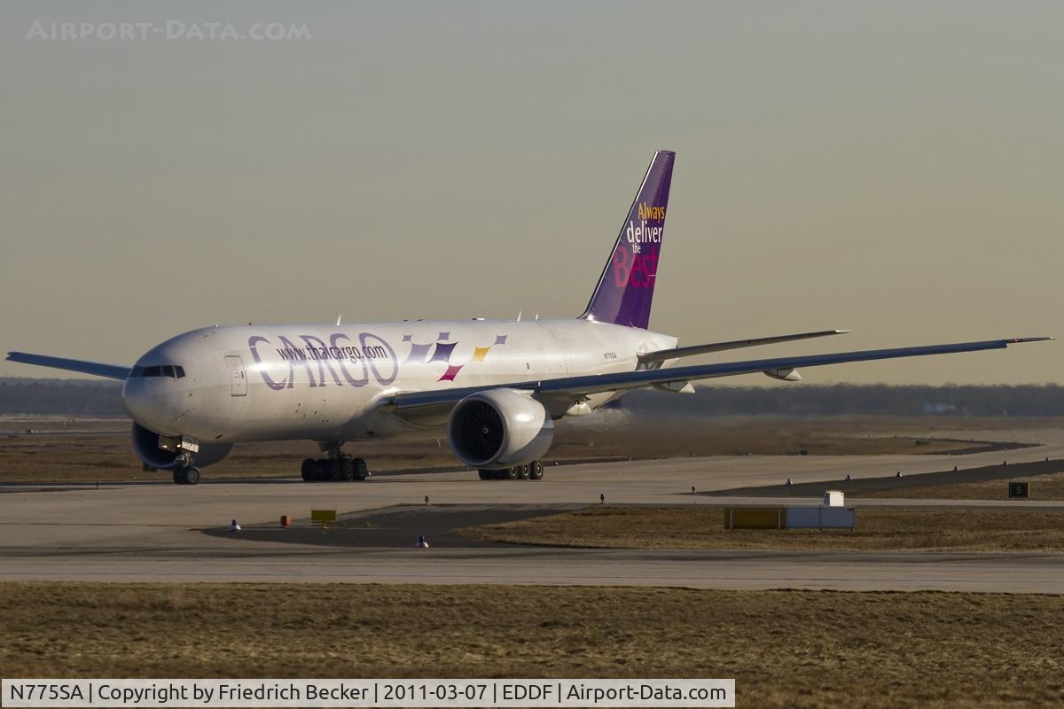 N775SA, 2010 Boeing 777-FZB C/N 37987, taxying to the active