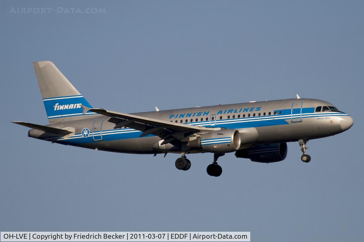 OH-LVE, 2002 Airbus A319-112 C/N 1791, on final