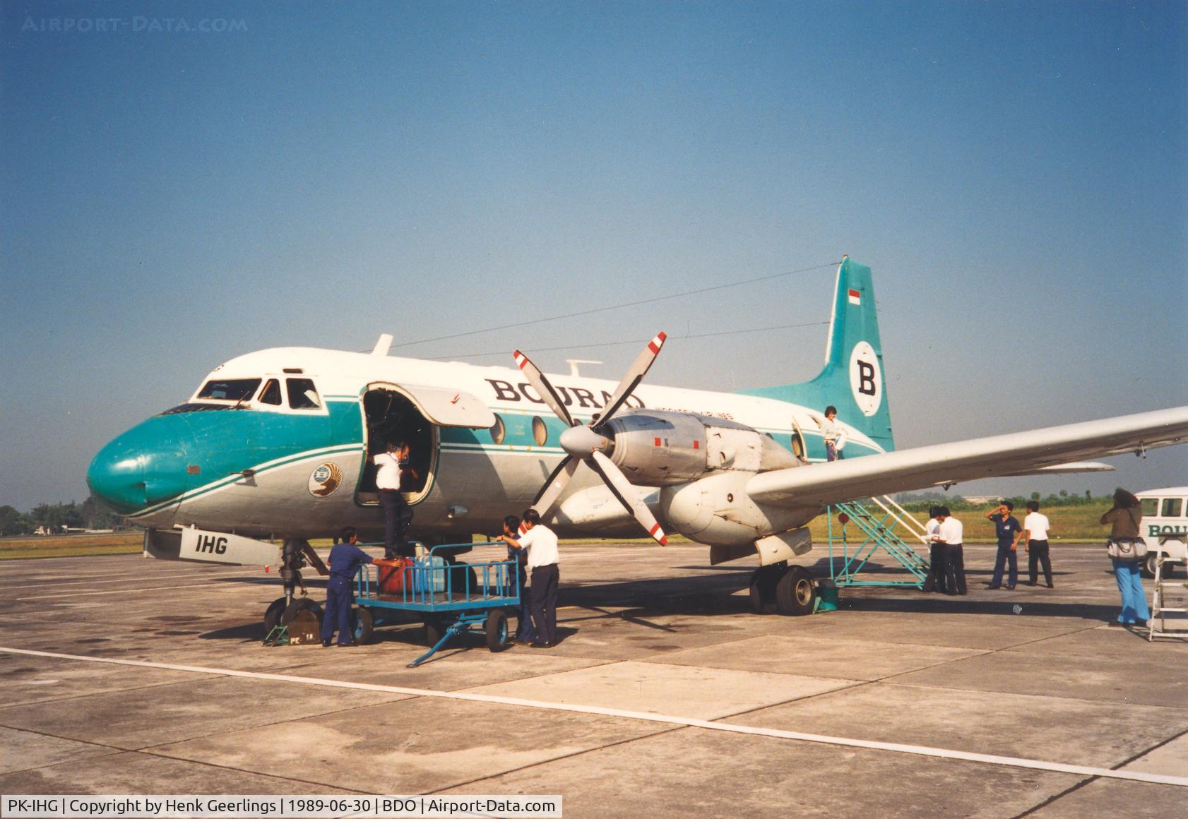 PK-IHG, 1968 Hawker Siddeley HS.748 Series 2A C/N 1627, Bouraq