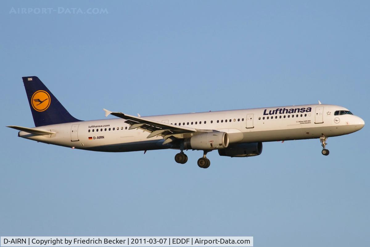 D-AIRN, 1995 Airbus A321-131 C/N 0560, on final