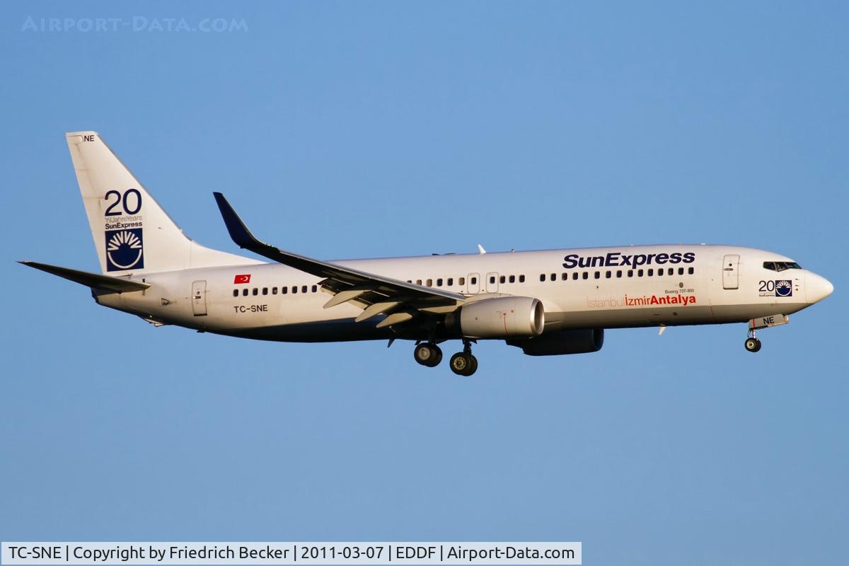TC-SNE, 2008 Boeing 737-8HX C/N 29684, on final
