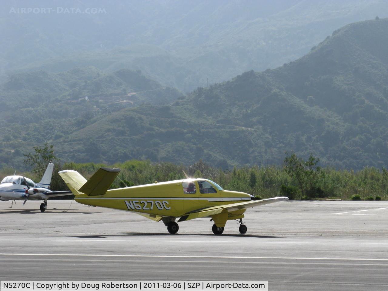 N5270C, 1950 Beech B35 Bonanza C/N D-2664, 1950 Beech B35 BONANZA, Continental E-185 185 Hp, taxi off the active