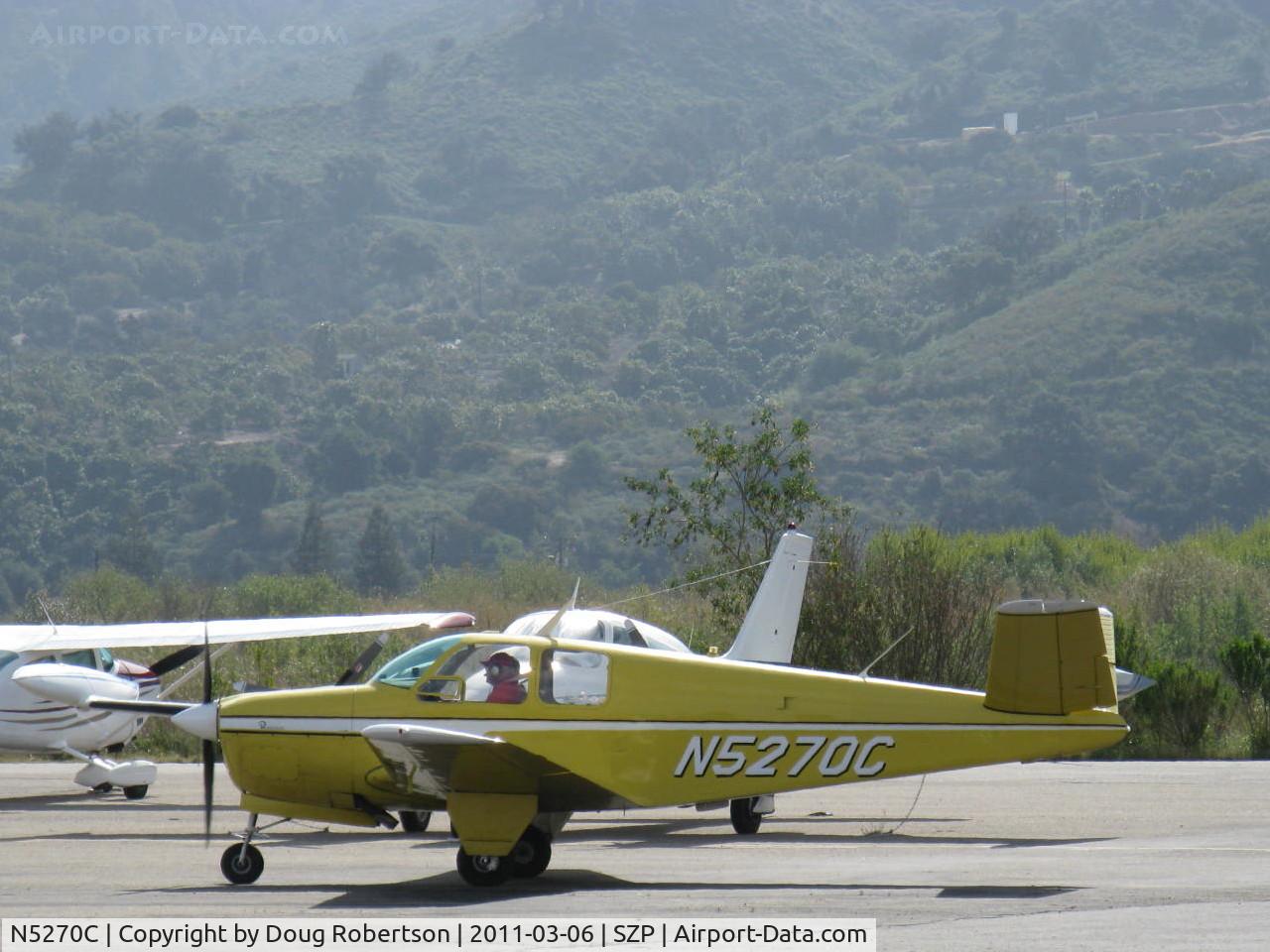 N5270C, 1950 Beech B35 Bonanza C/N D-2664, 1950 Beech B35 BONANZA, Continental E-185 185 Hp, taxi