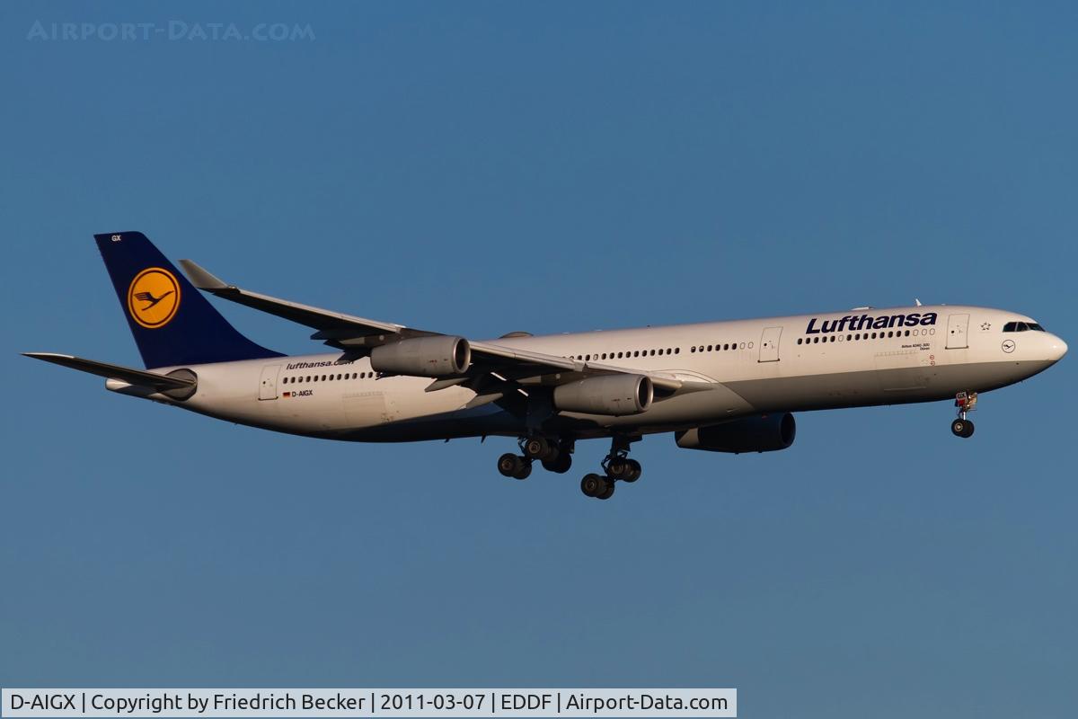 D-AIGX, 2000 Airbus A340-313X C/N 354, on final
