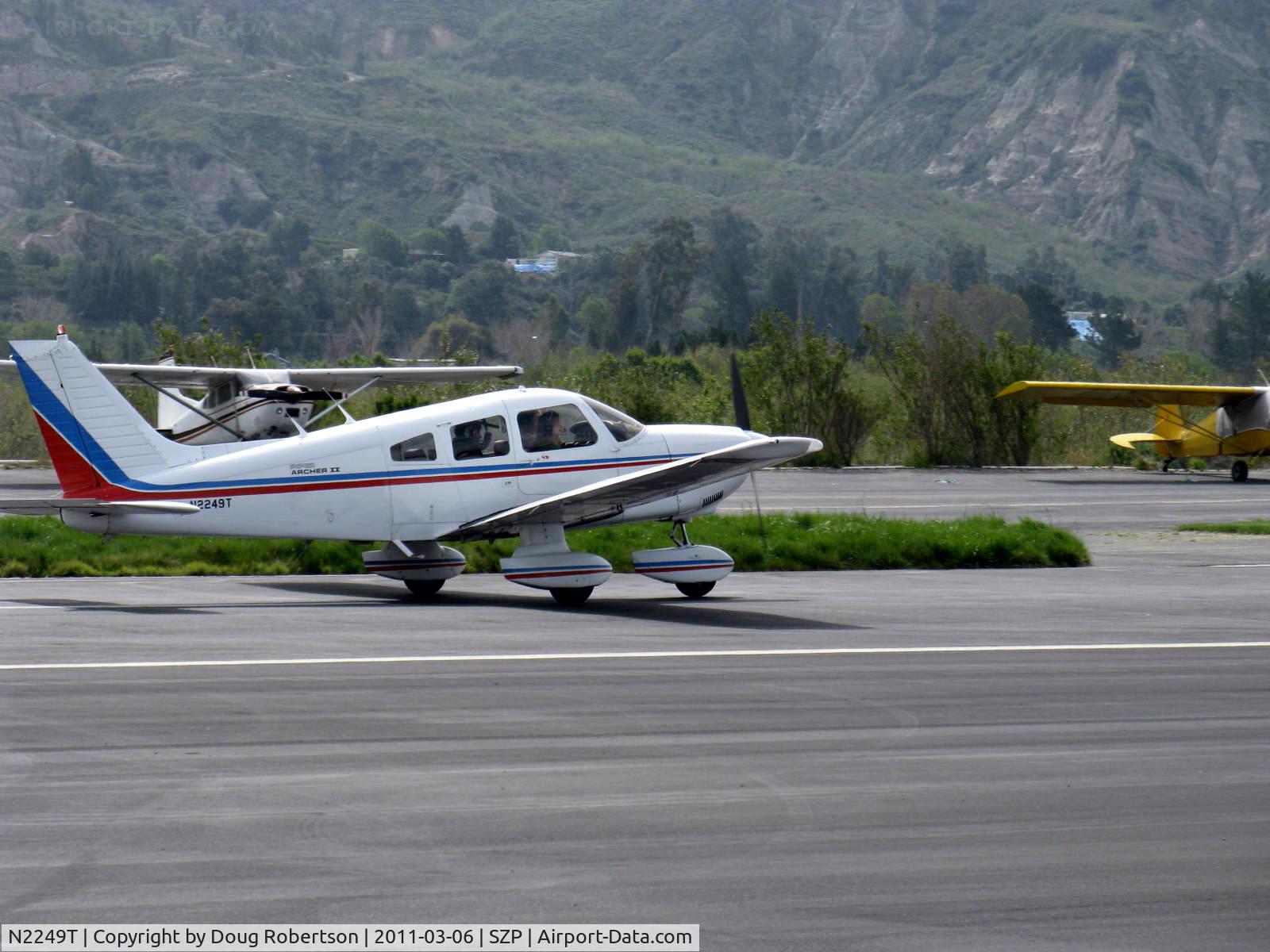 N2249T, 1979 Piper PA-28-181 Archer II C/N 28-7990318, 1979 Piper PA-28-181 ARCHER II, Lycoming O&VO-360 180 Hp, landing roll Rwy 22
