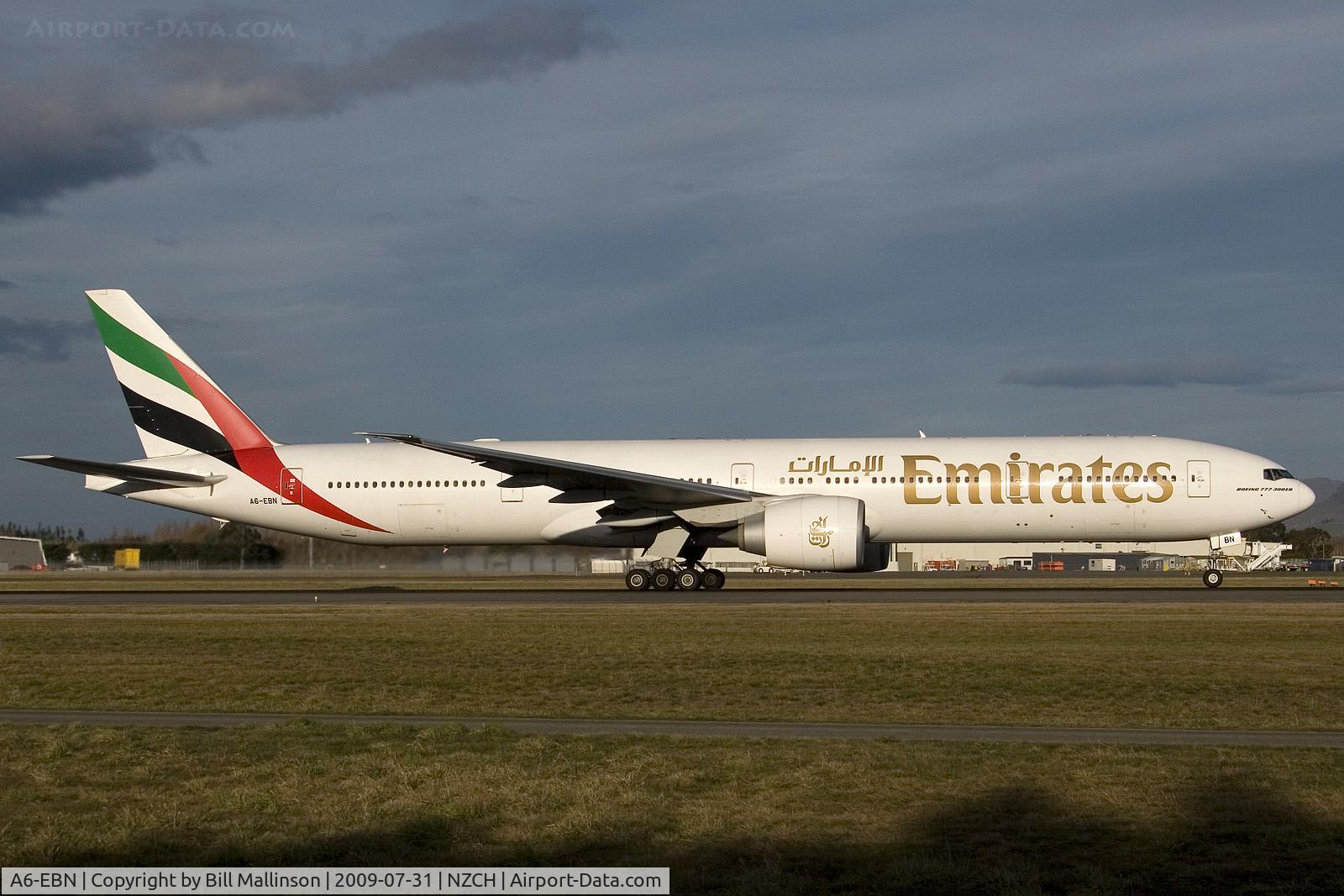 A6-EBN, 2006 Boeing 777-36N/ER C/N 32791, EK418 taxiing to gate 34